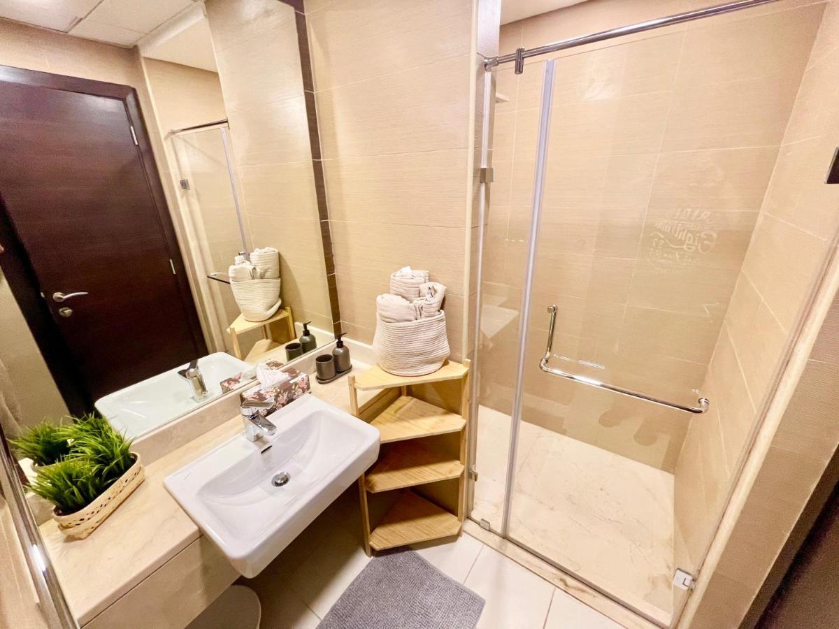 Super Elegant Studio Apartment-Sparkle Tower By Sweet Homes 두바이 외부 사진